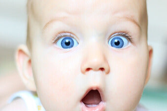 Surprised baby about eye infection cross-contamination 